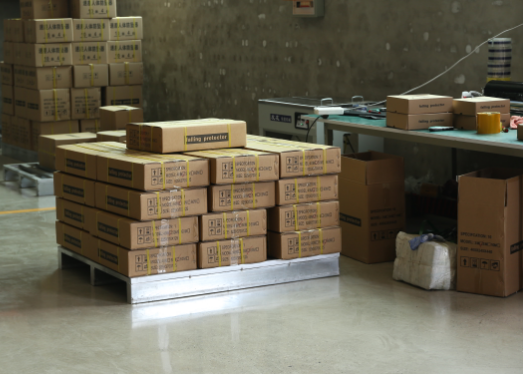 成華防墜落速差安全器庫存一角